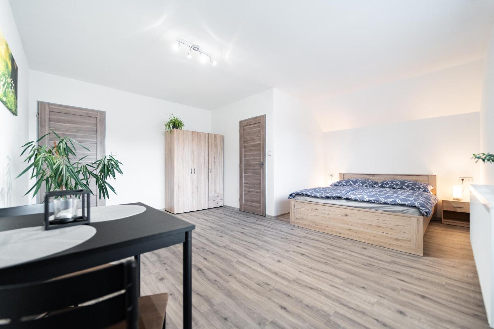 Apartmany Tera Miletin Экстерьер фото